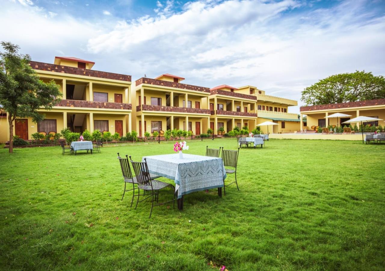 Hotel Rajbagh By Aaryam Sawai Madhopur Exterior foto